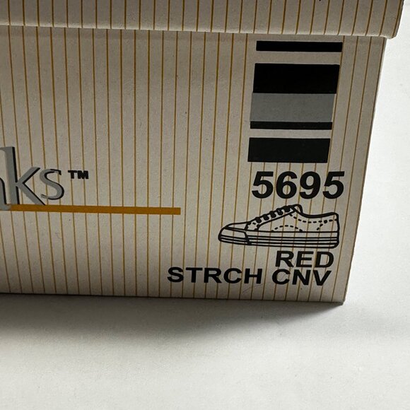 Retro Red Low-Top Canvas City Sneaks Rubber Sole Size 9.5 US Women’s - Picture 7 of 8